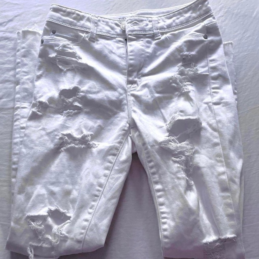 White Ripped Skinny Jeans